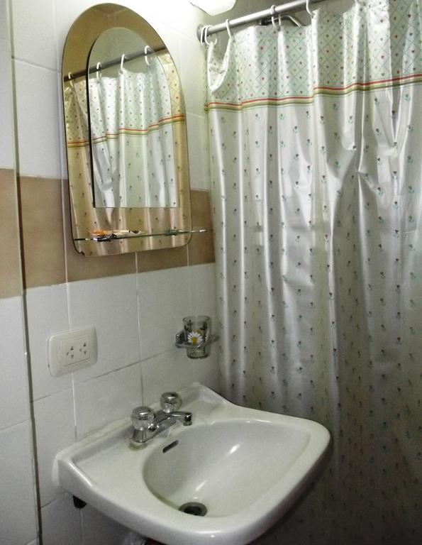 Hostal Gemina Lima Szoba fotó